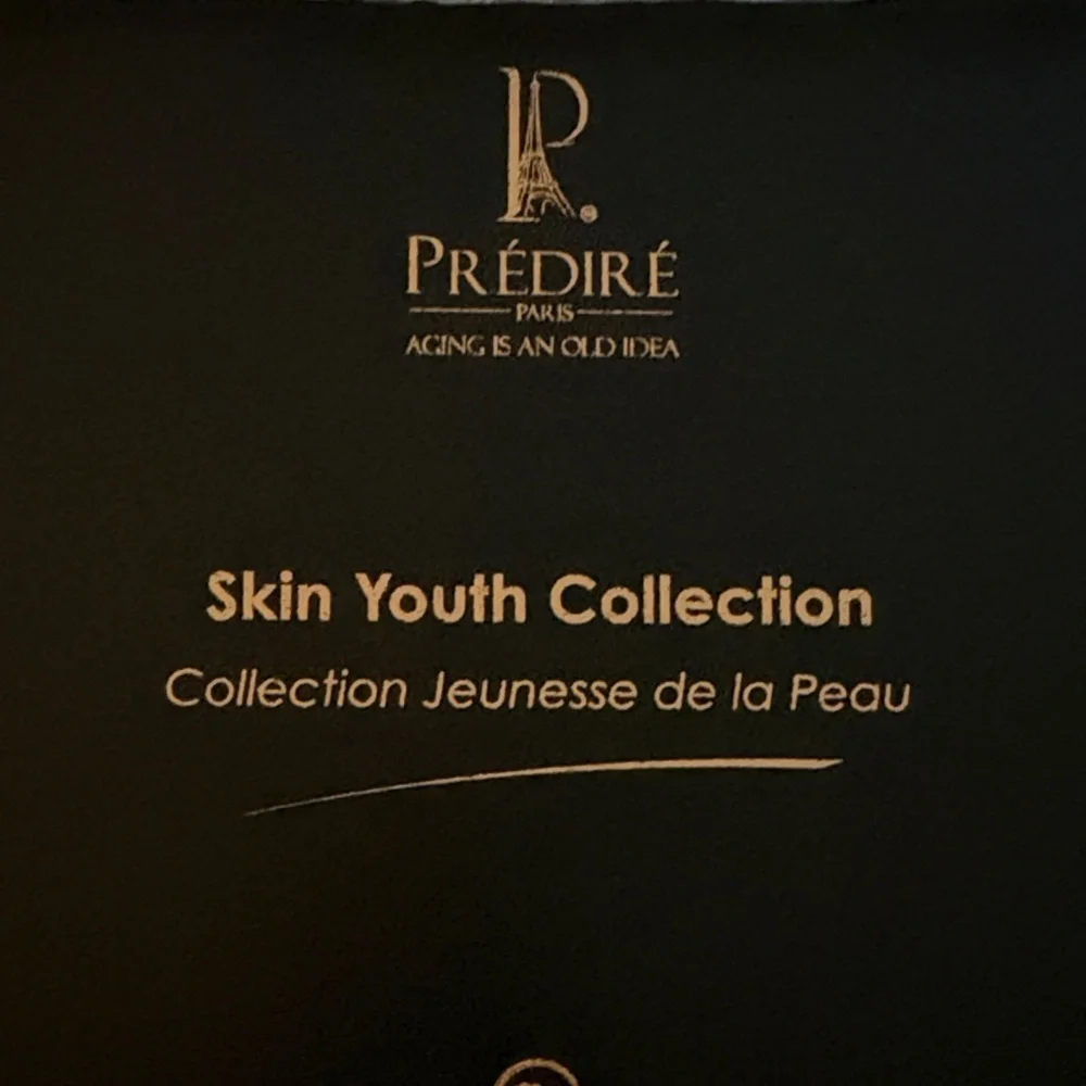 Skin Youth Collection - Black Suitcase with rose gold trim